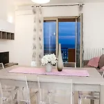 Apartment Zenith Con Splendida Vista Mare!