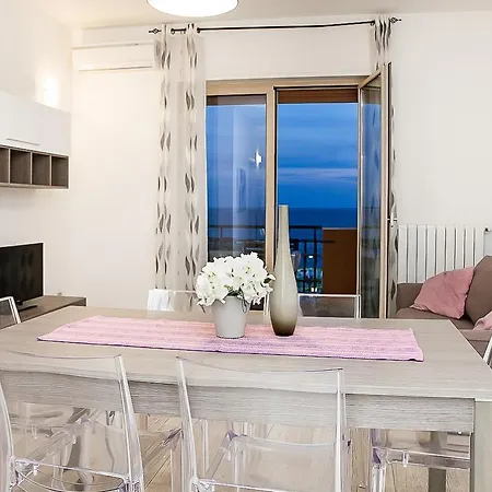 דירה Zenith Con Splendida Vista Mare!
